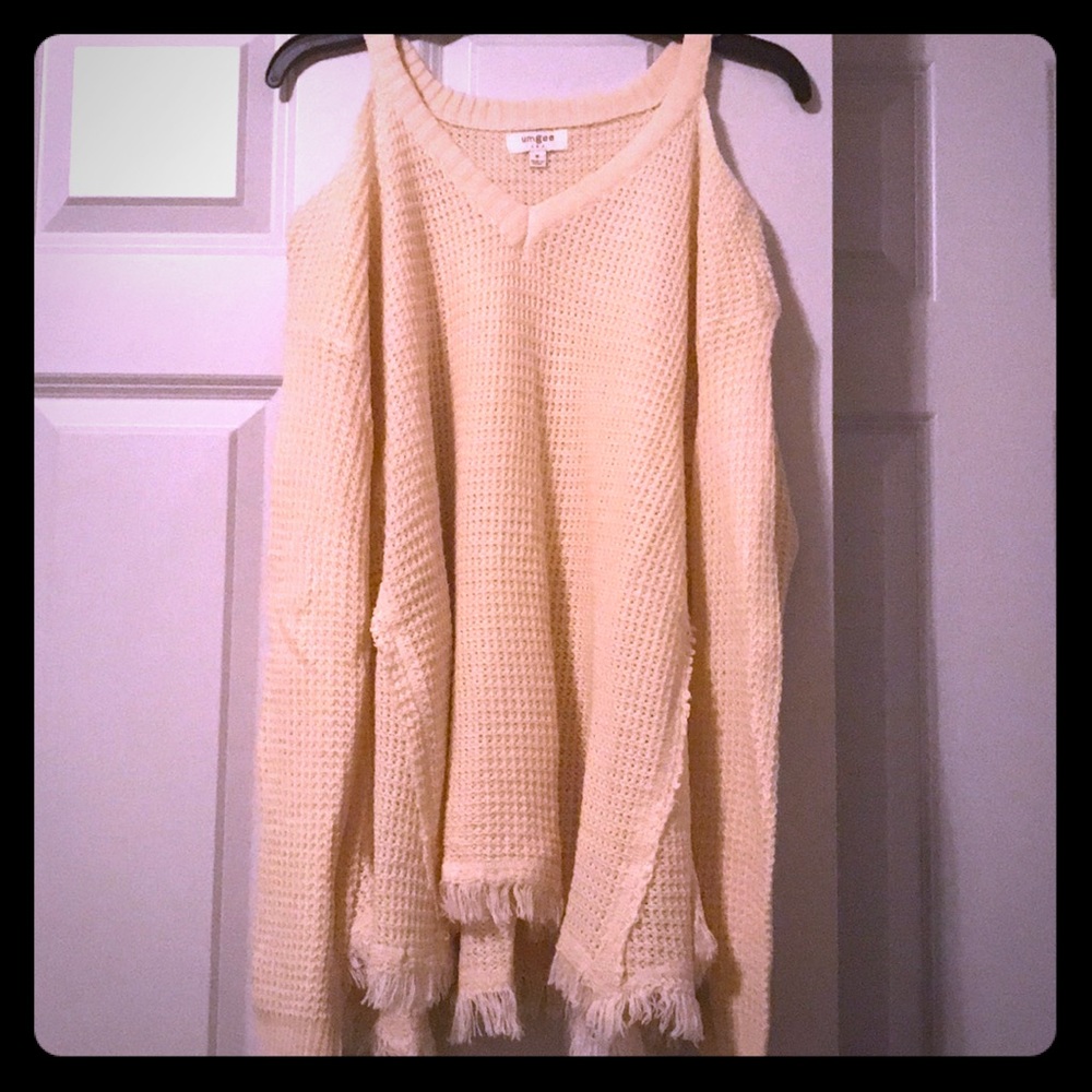 Umgee cold-shoulder sweater